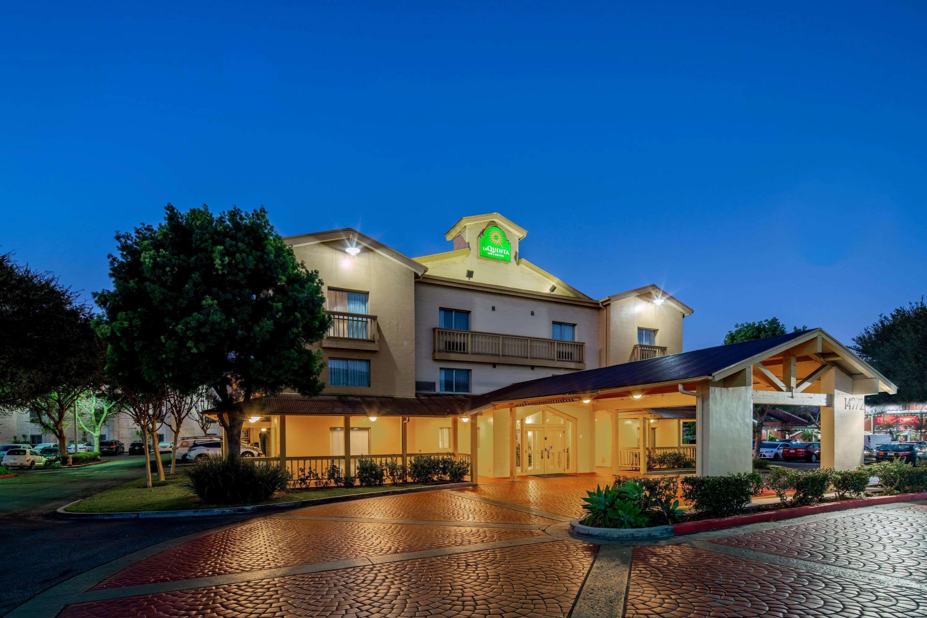 La Quinta & By Wyndham Spectrum Hotel Irvine