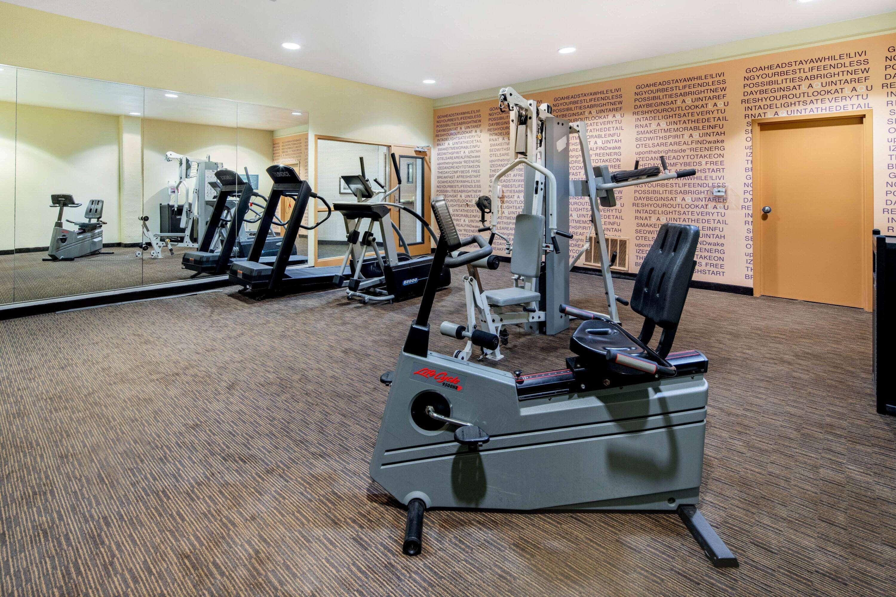 La Quinta & By Wyndham Spectrum Hotel Irvine