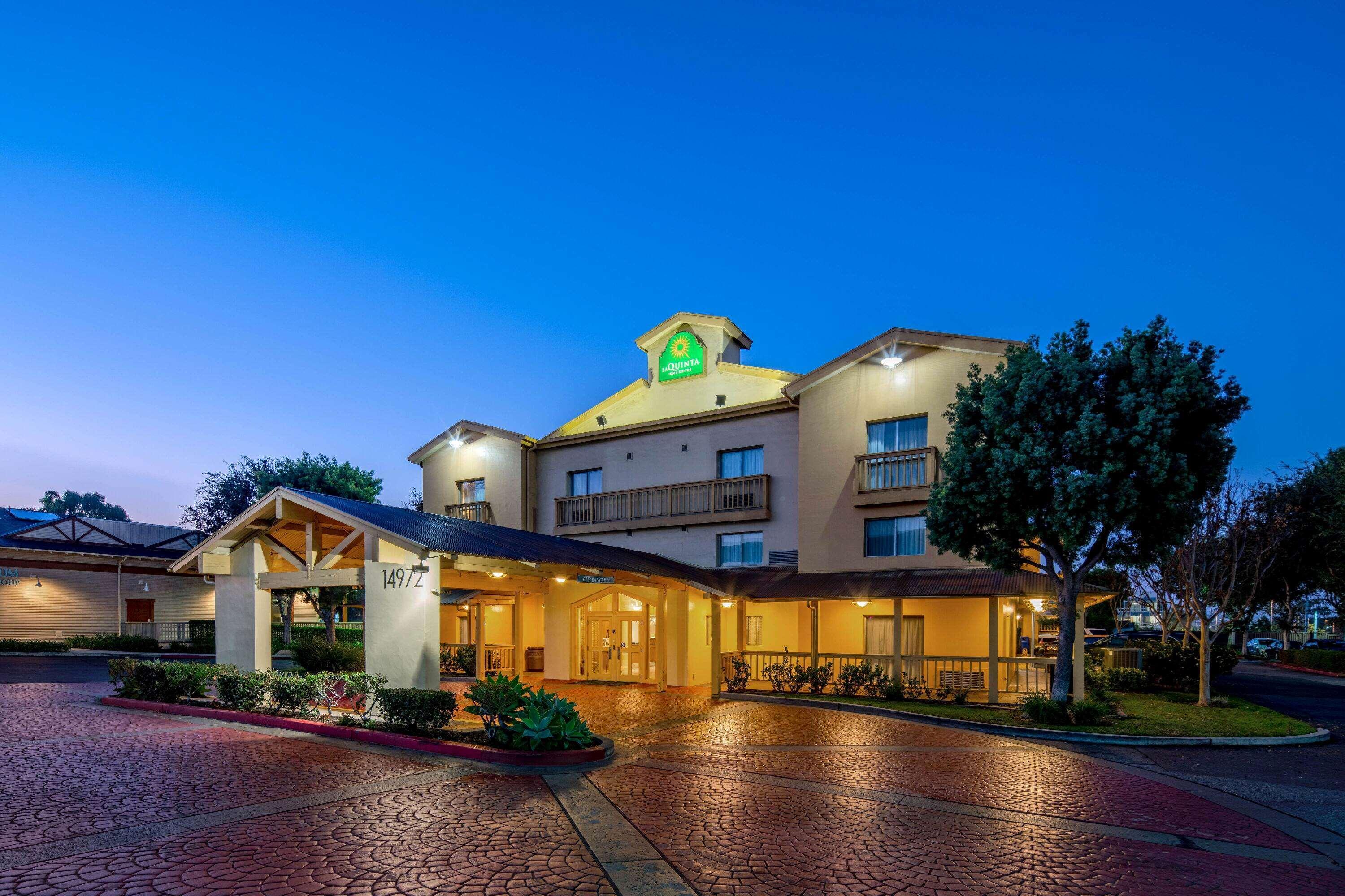 Hotel La Quinta & By Wyndham Spectrum